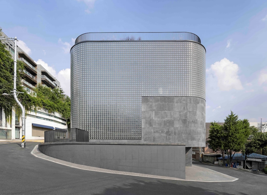 Wooyoungmi flagship store in Itaewon, Seoul