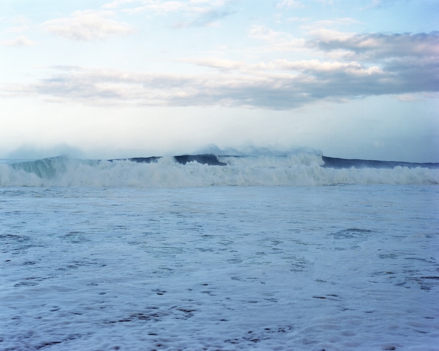 New Waves by Takashi Homma