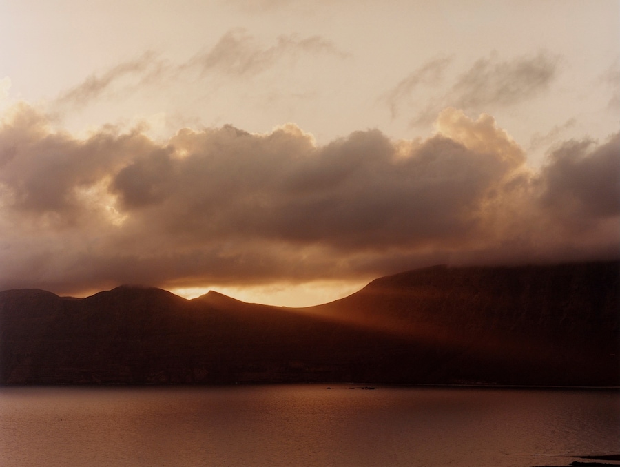 Earthquake Weather by Colin Dodgson