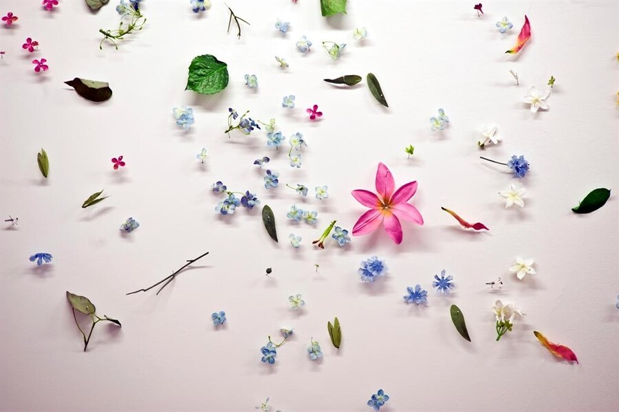 Changing Things by Jim Hodges, 1997