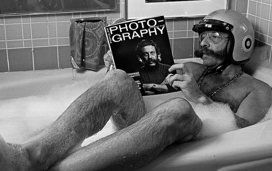 Bill Gold in the bath