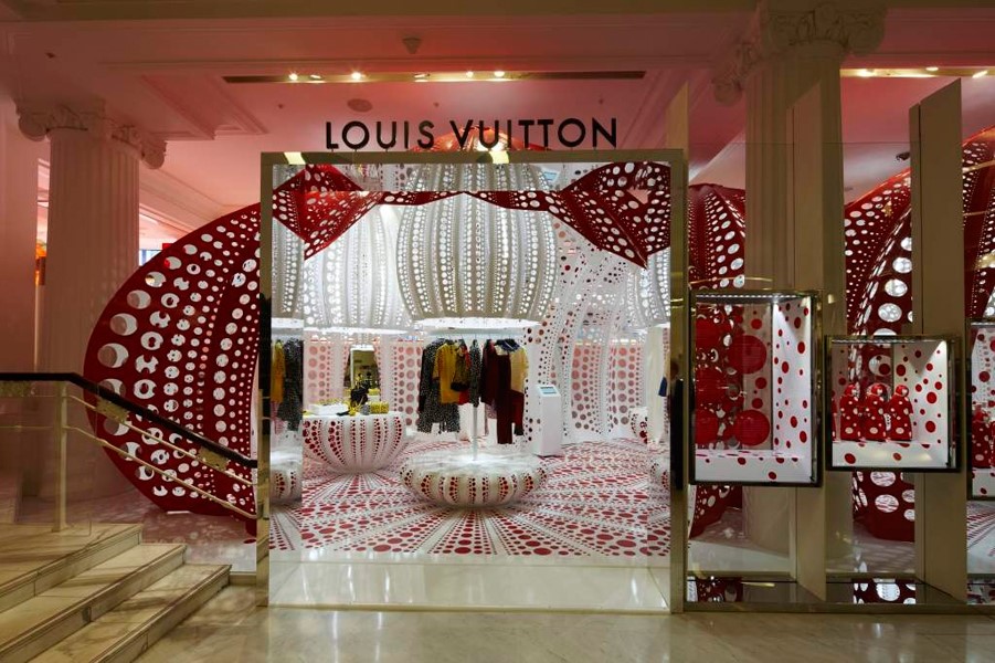 Louis Vuitton and Yayoi Kusama Get Ready to Open Selfridges Concept  Boutique - Haute Living