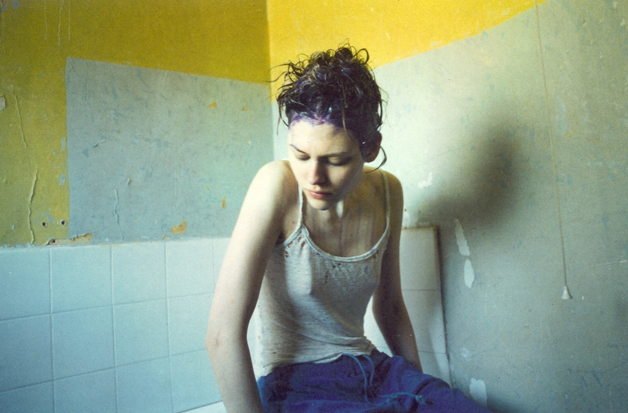 Tania Colouring her hair, 1995