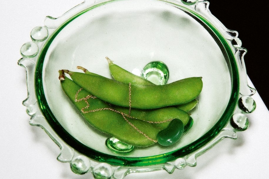 AnOther Loves: Een passende feestelijke groene jadeboon