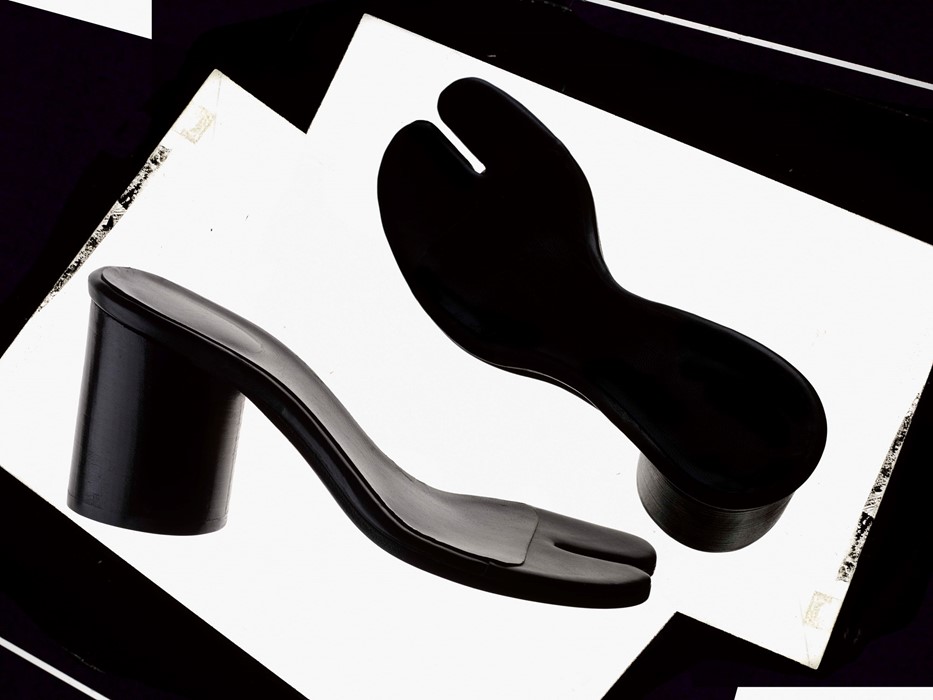 Maison Martin Margiela, S/S96, leather 'tabi'shoes