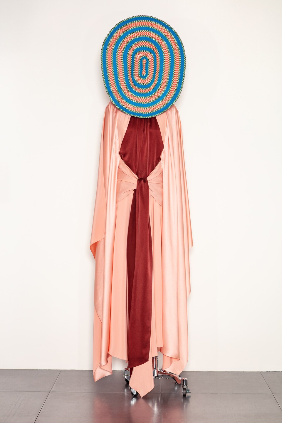 JW Anderson Women_s RE21 Look 10