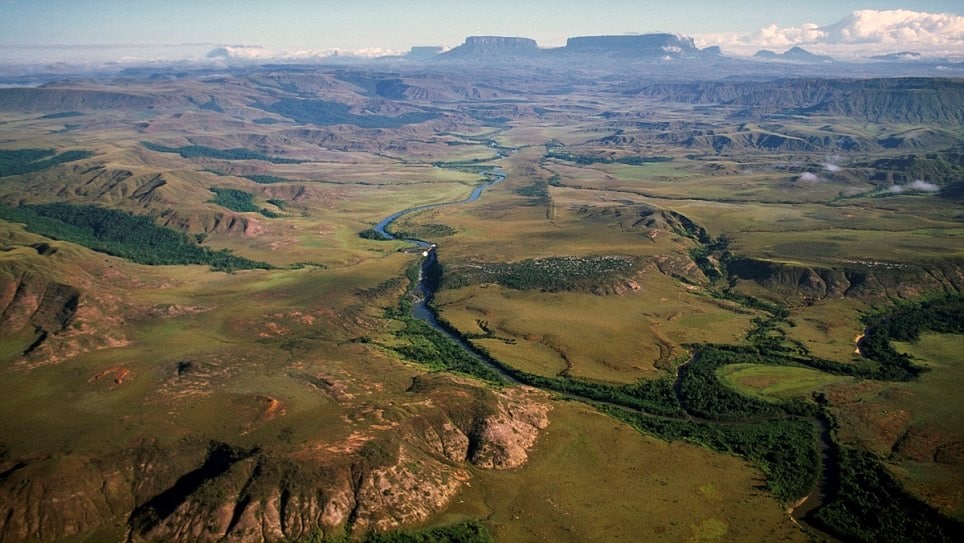 Tepui Roraima on the horizon