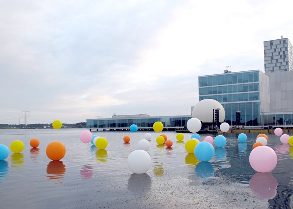 Merijn Hos &amp; Renee Reijnders, Bubblegum Installation, 2010