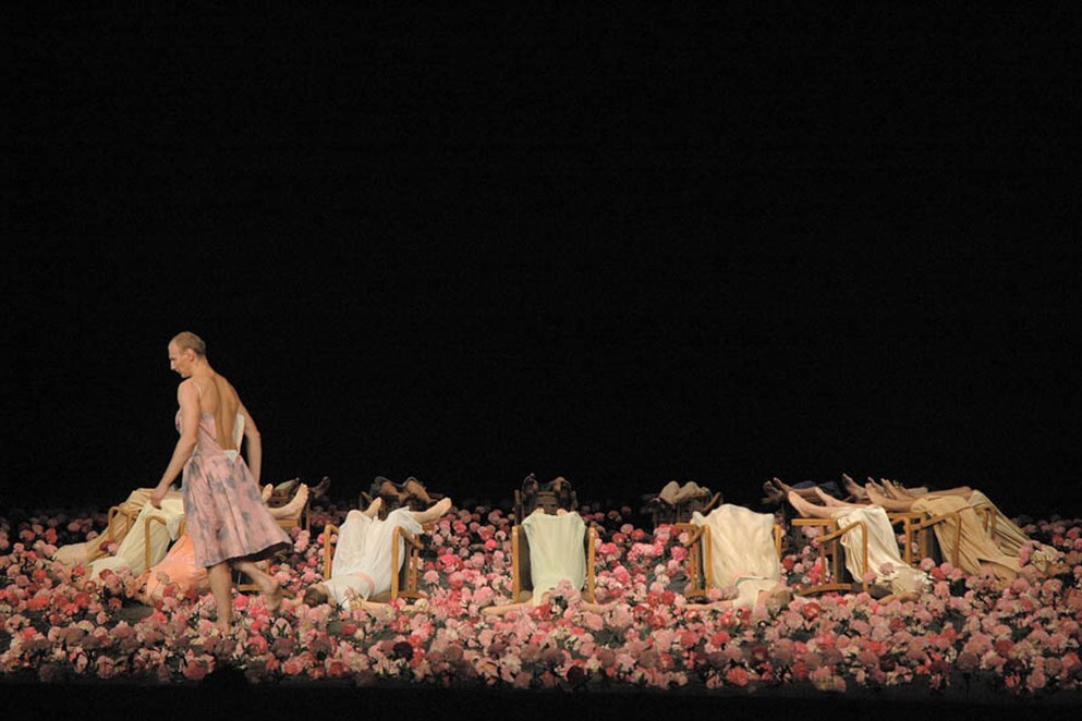 Pina-Bausch-Lead