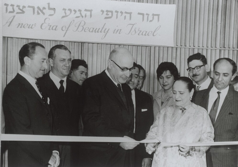 resizedEröffnung-der-Fabrik-in-Tel-Aviv-(c)-Archi