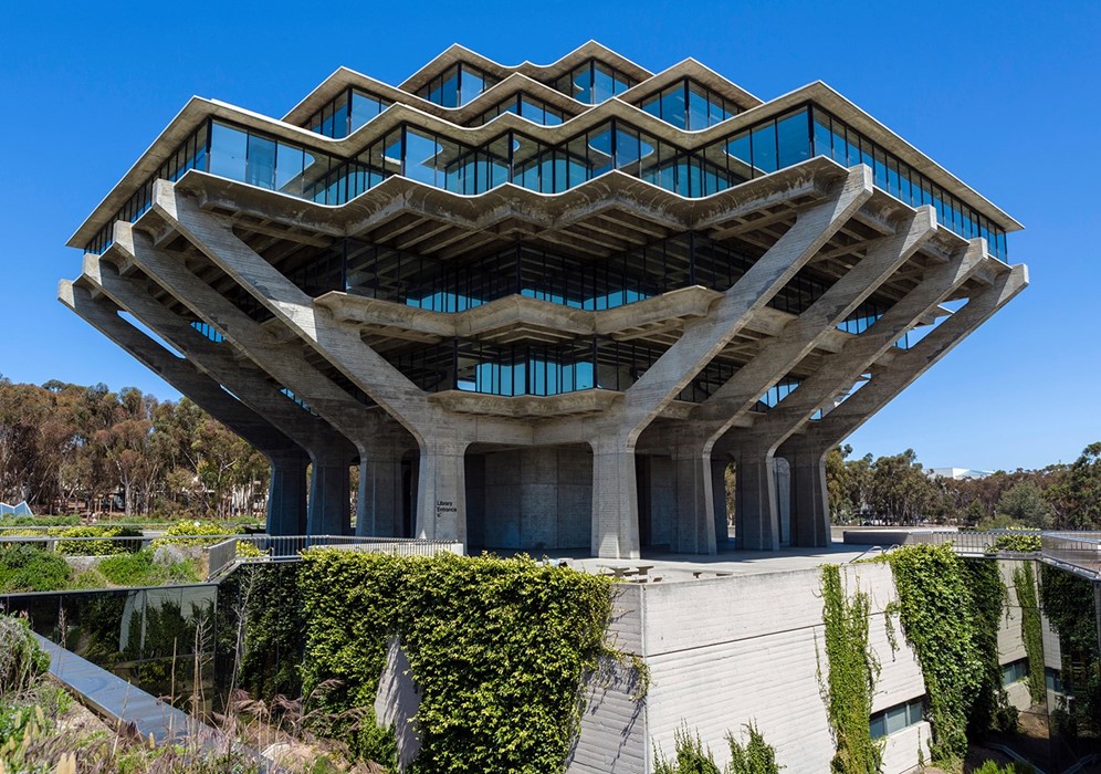 E9B7HK---Geisel-Library---Alamy